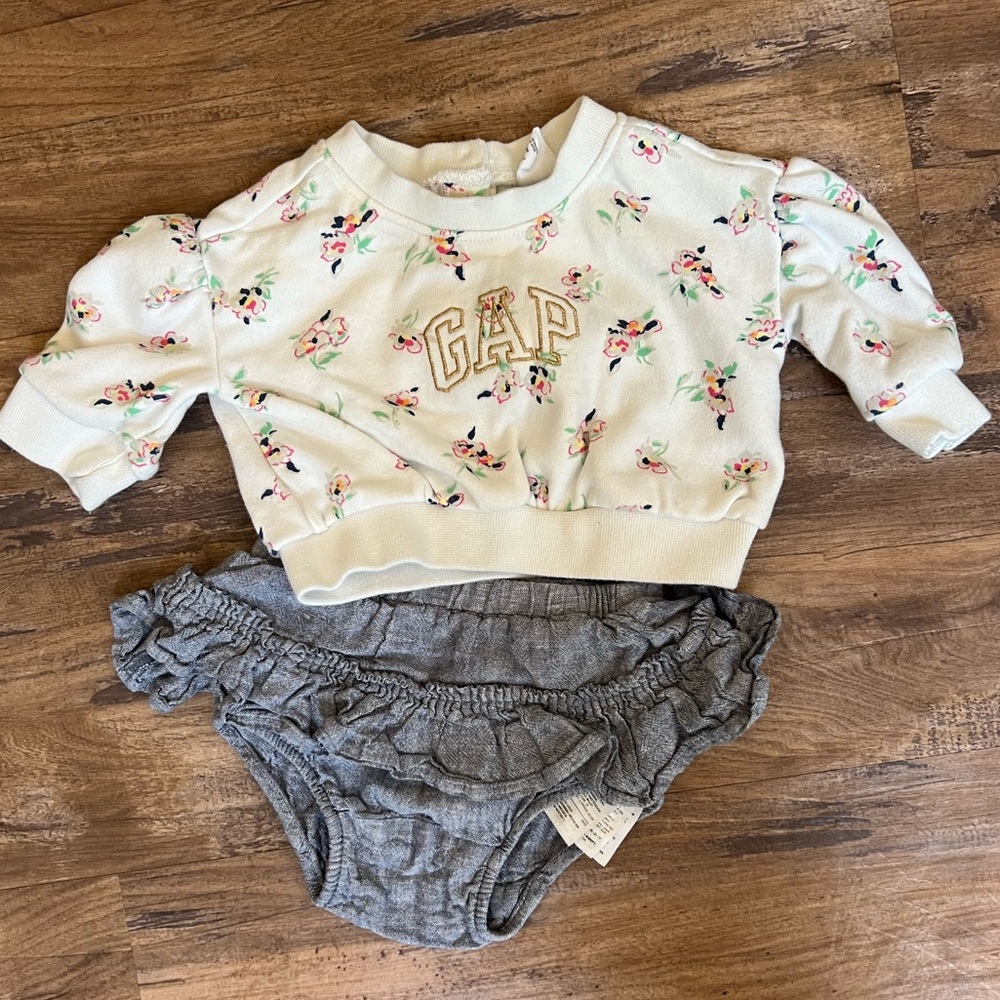 0-3 Month GAP Baby Sweatshirt and Ruffle Skirt
